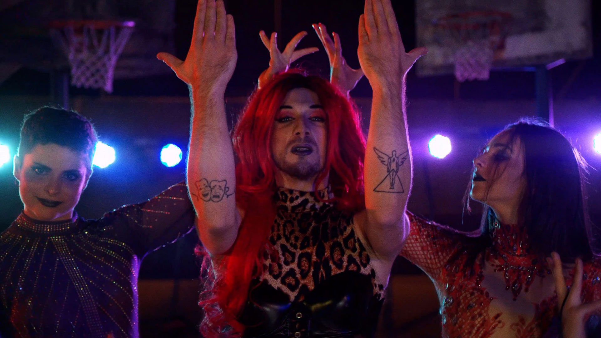 TINA X – MARICÓN (2022) — videoclip de Juan Alcaraz